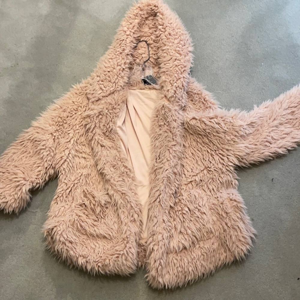 Fur jacket, size medium !